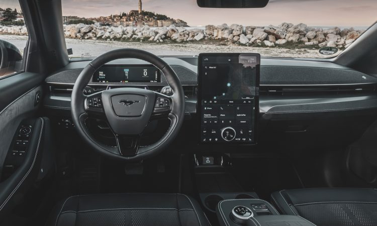 Ford Mustang Mach E [divulgação]