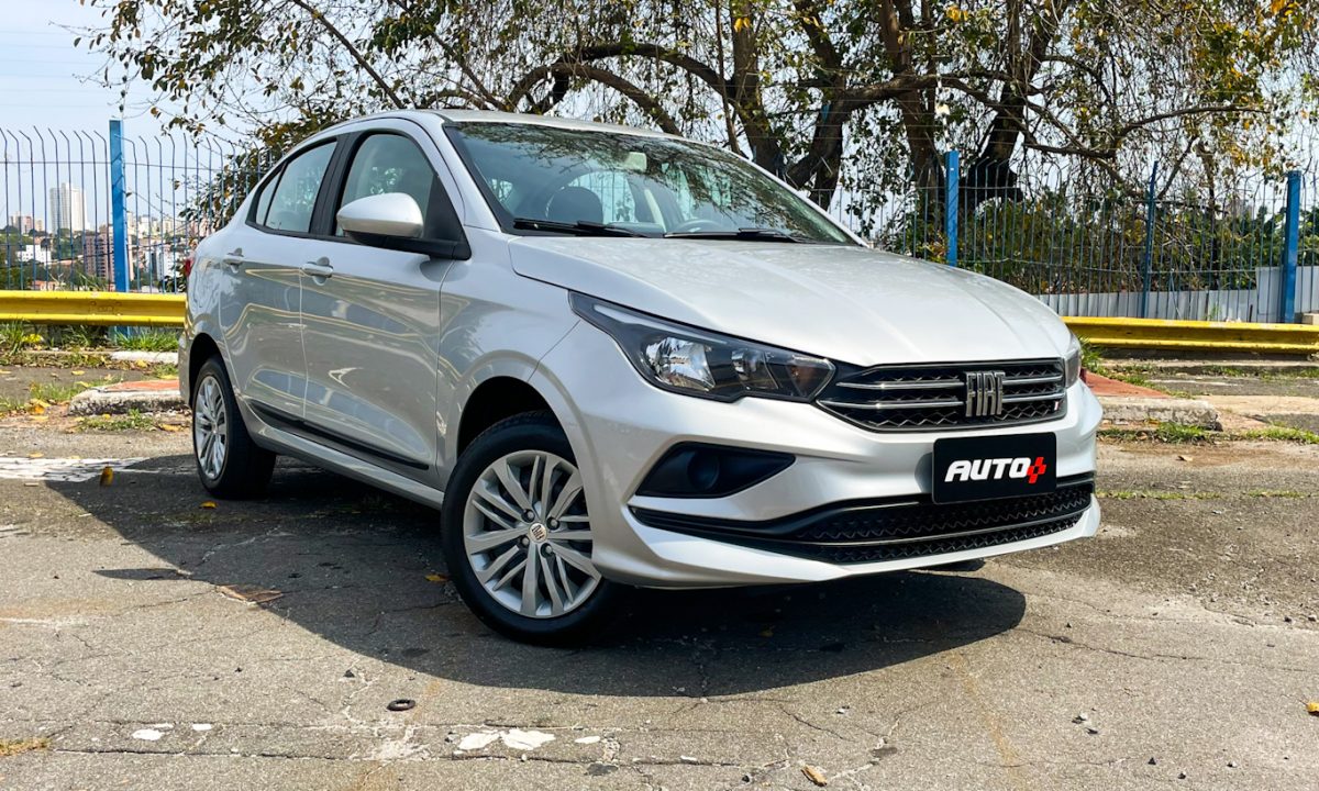 Fiat Cronos Drive [Auto+ / João Brigato]