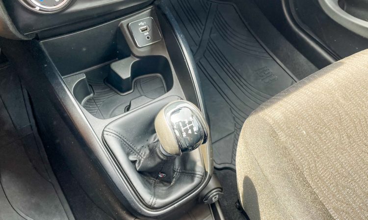Fiat Cronos Drive [Auto+ / João Brigato]
