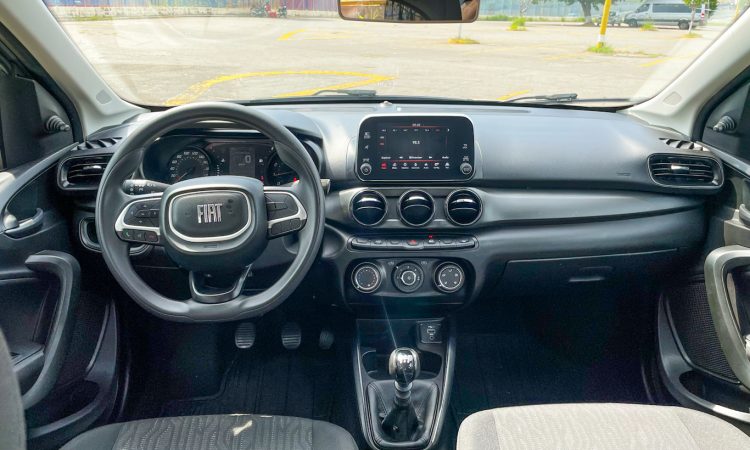 Fiat Cronos Drive [Auto+ / João Brigato]