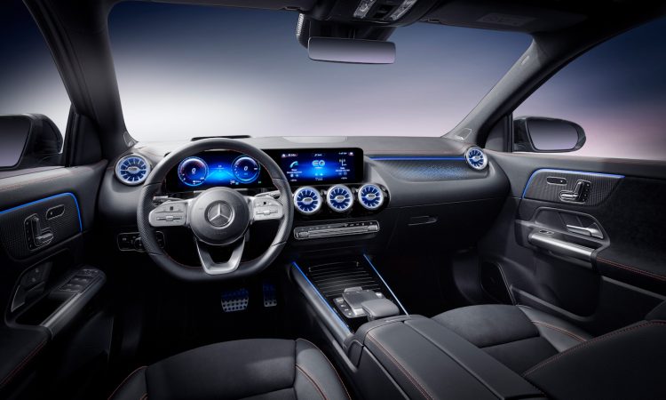 Mercedes-Benz EQA [divulgação]