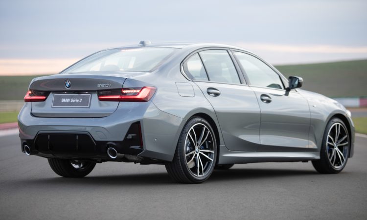 BMW Série 3 2023 [divulgação]