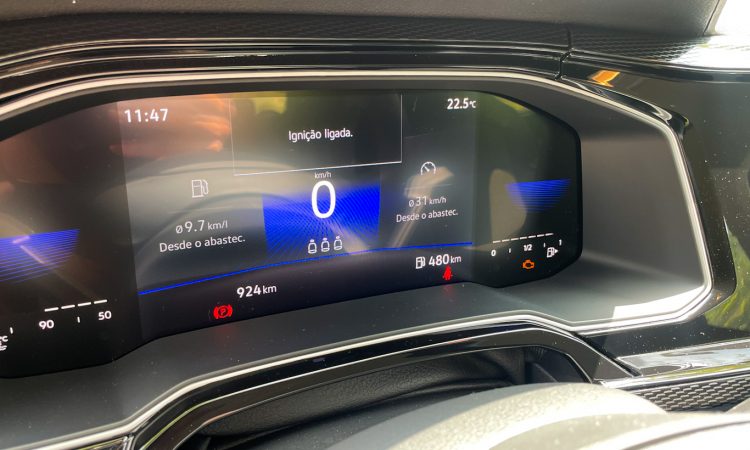 Volkswagen Polo TSI manual [Auto+ / João Brigato]