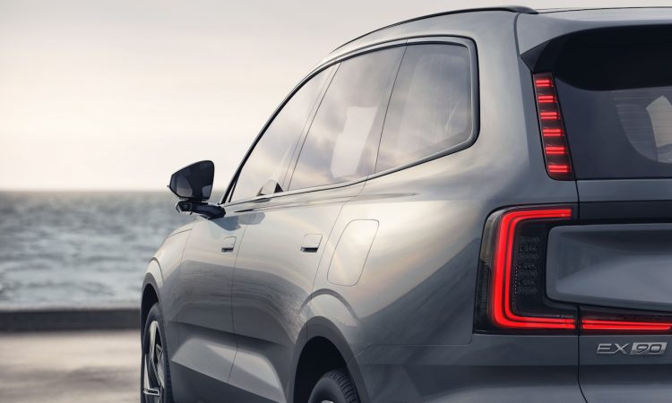 XC90