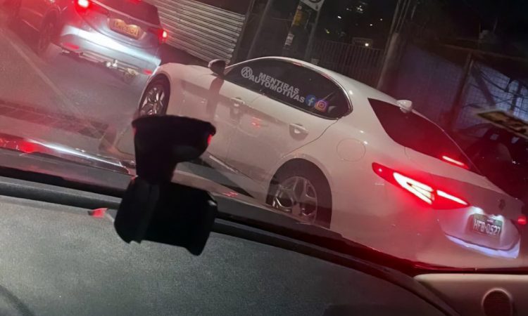 Alfa Romeo Giulia no Brasil [@mentirasautomotivas]