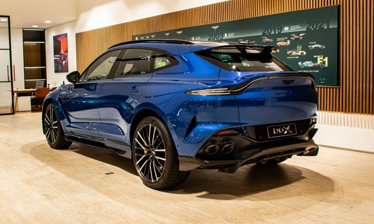 Aston Martin DBX707 [divulgação]