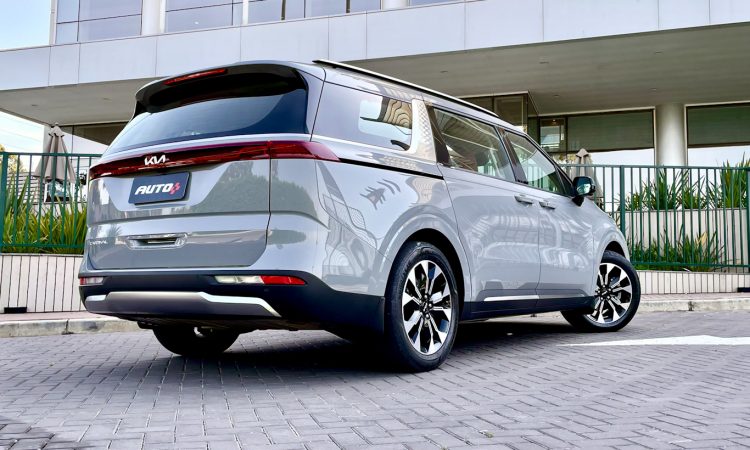 Kia Carnival [Auto+ / João Brigato]