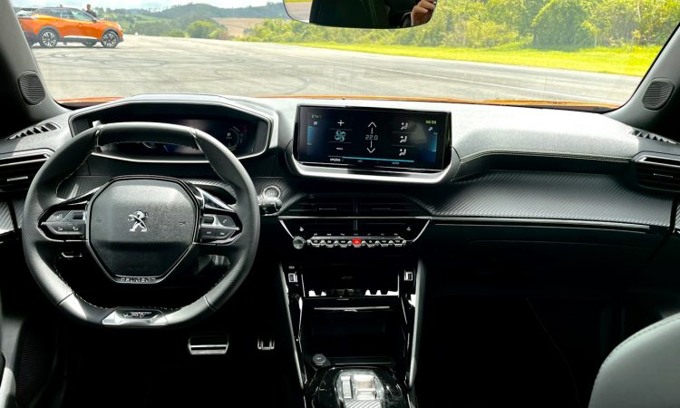 Peugeot e-2008 [Auto+ / João Brigato]