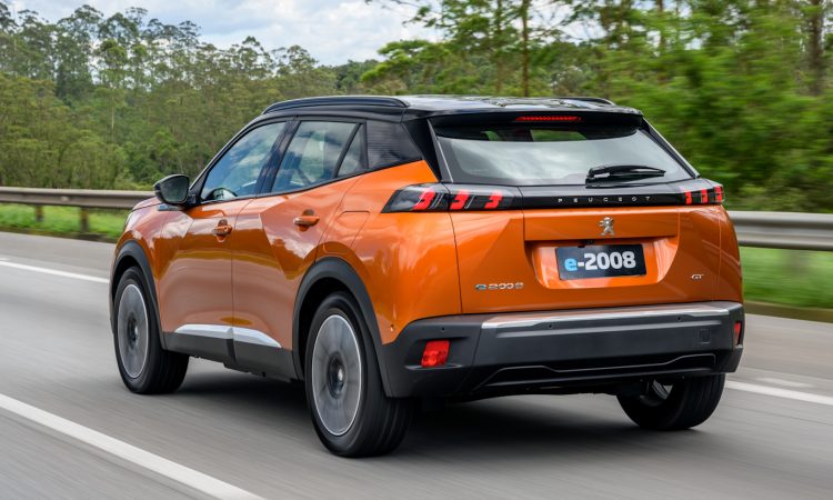 Peugeot e-2008 [divulgação]
