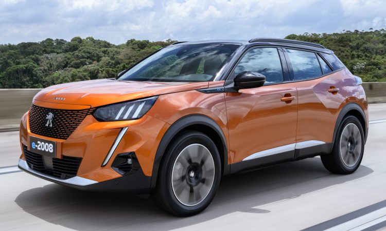 Peugeot e-2008 [divulgação]