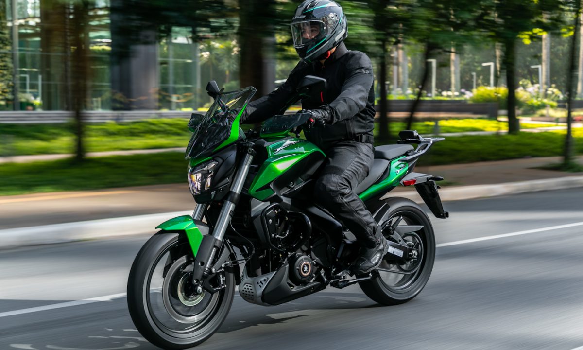 Bajaj Dominar 400 [divulgação]