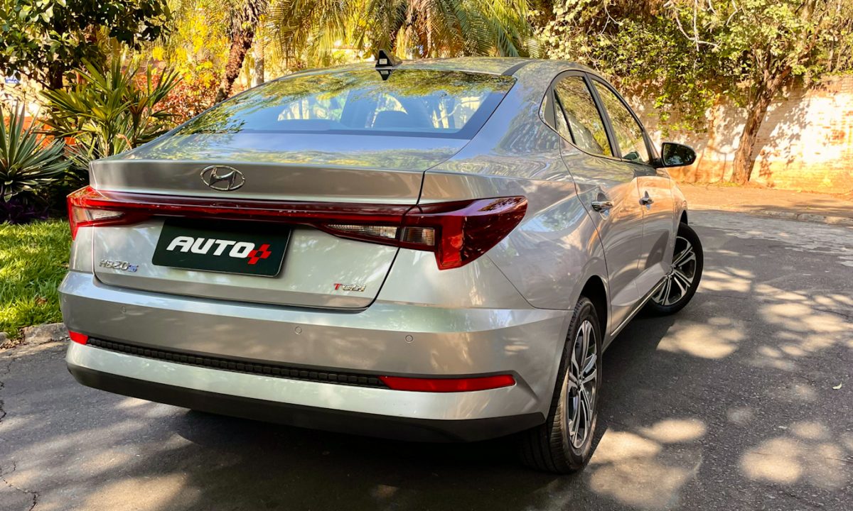 Hyundai HB20S Platinum Plus [Auto+ / João Brigato]