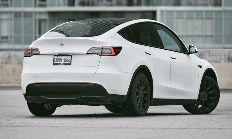 Tesla Model Y [divulgação]