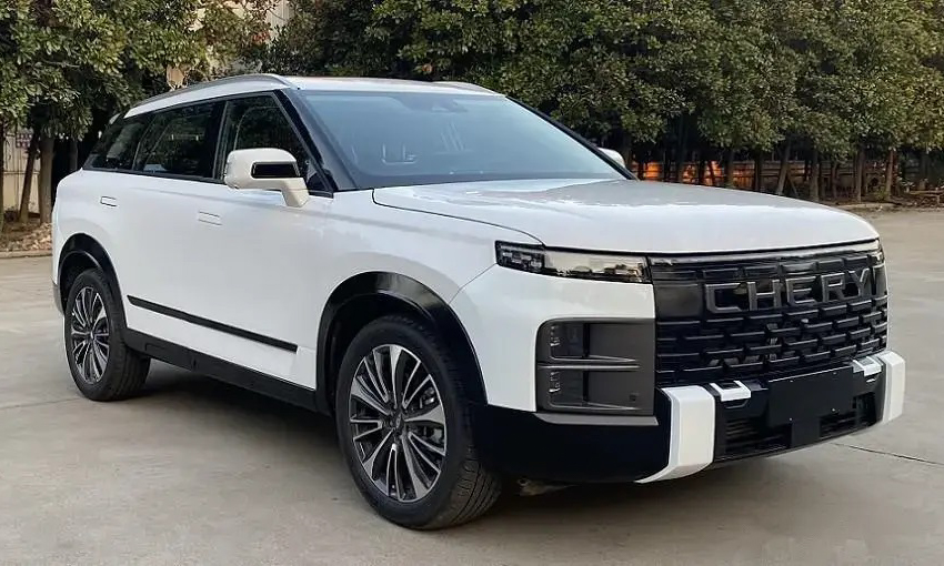 Chery Real Me [Ministério de Patentes China]