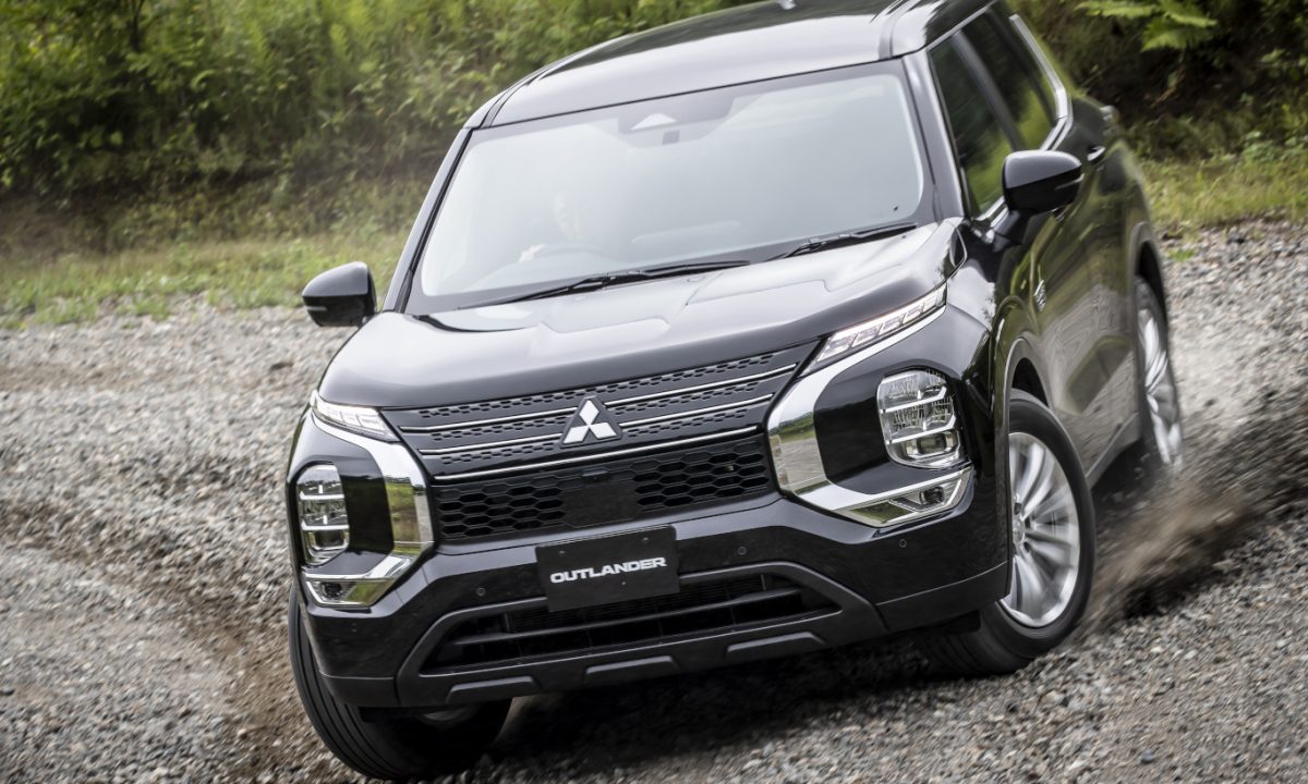 Mitsubishi Outlander Plug-In [divulgação]