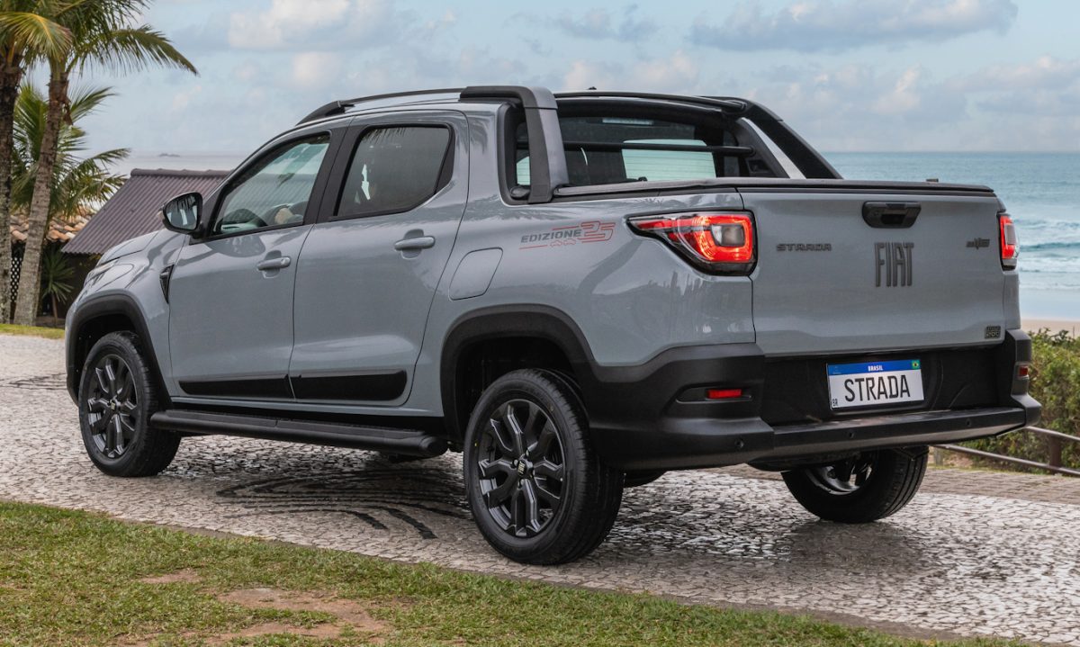 Fiat Strada Edizione 25 traseira