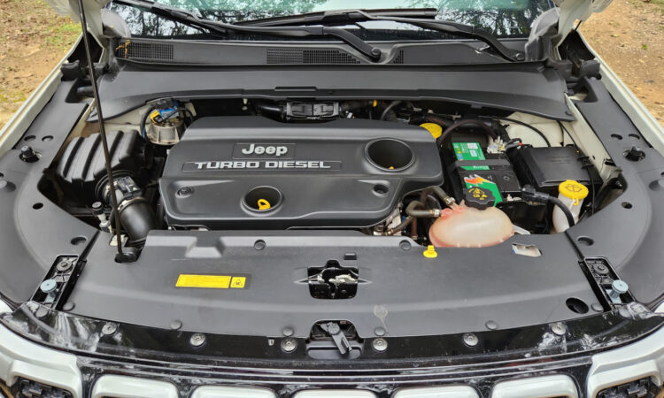 Jeep Commander Overland diesel [Leo Alves / Auto+]