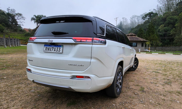 Jeep Commander Overland diesel [Leo Alves / Auto+]