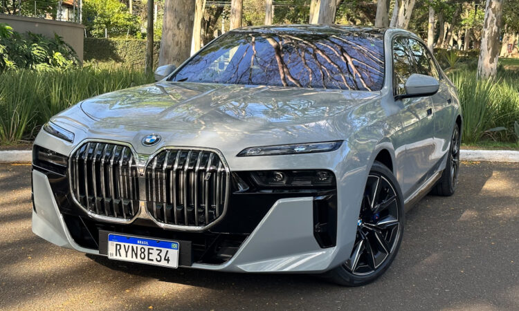 BMW i7 [Auto+ / João Brigato]