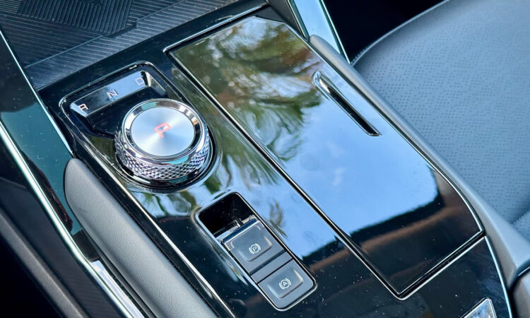 [Auto+ / João Brigato]