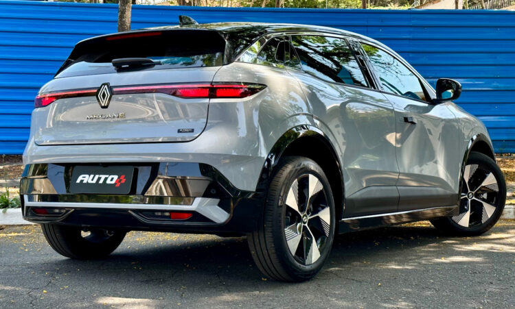 Renault Megane E-Tech [Auto+ / João Brigato]