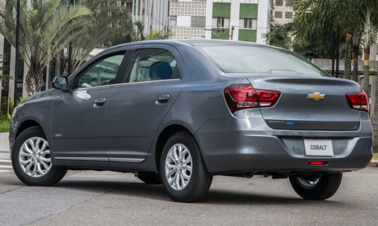 Carros proibidos pela Uber [divulgação]