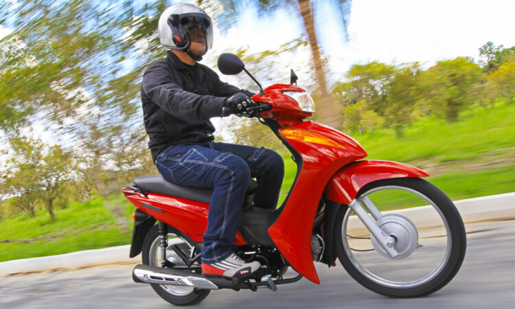 Honda Biz 2013 [divulgação]