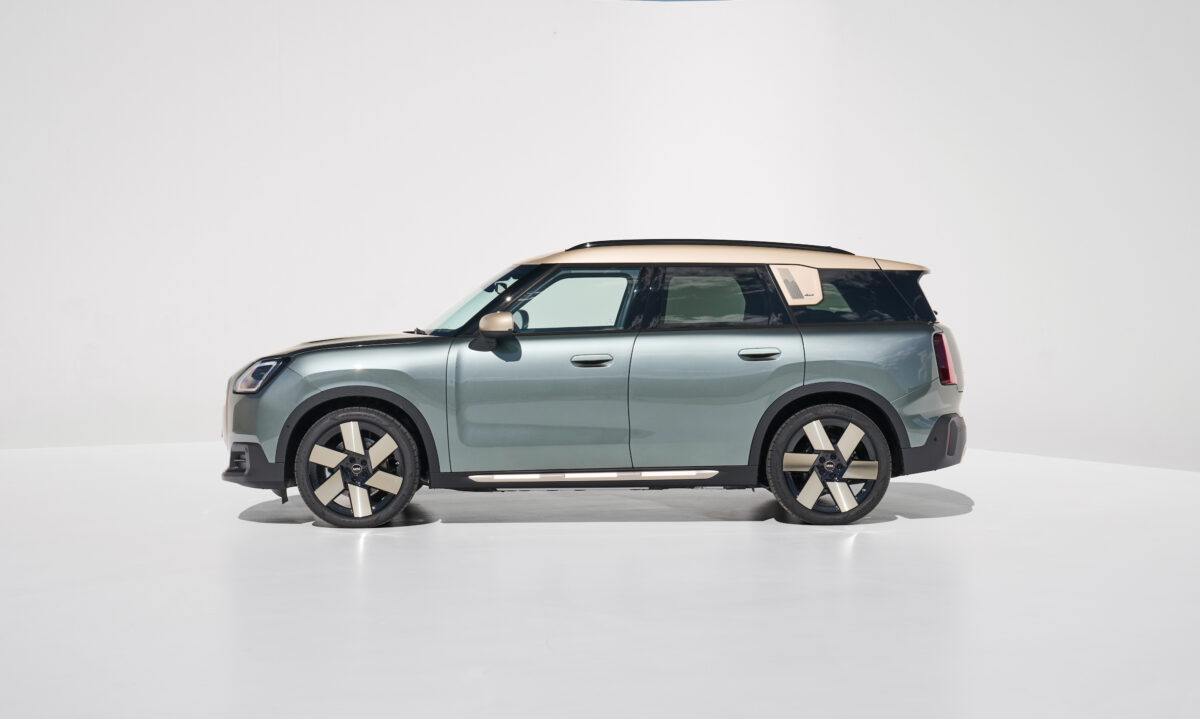 Countryman elétrico 2024