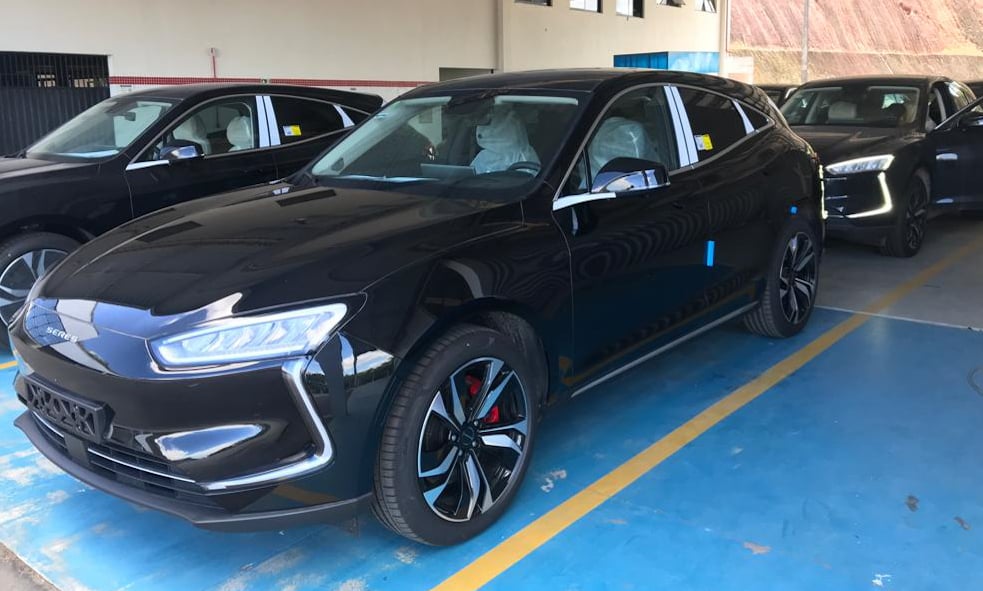 SUV