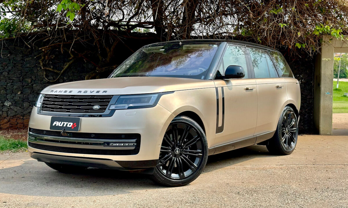 Land Rover Range Rover First Edition [Auto+ / João Brigato]