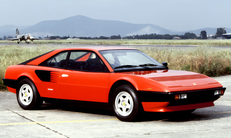 Ferrari Mondial 8 [divulgação]