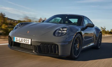 Porsche 911 Carrera GTS T-Hybrid [divulgação]