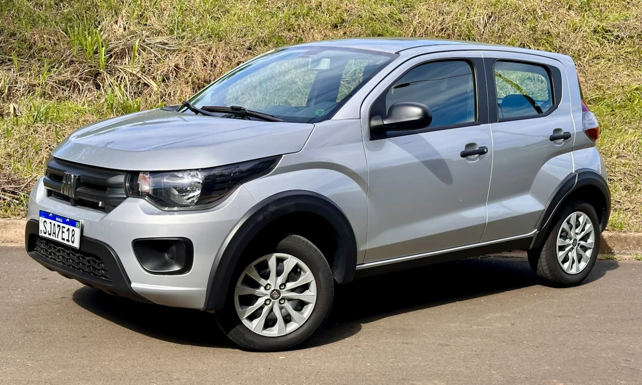 Fiat Mobi Like [Auto+ / João Brigato]