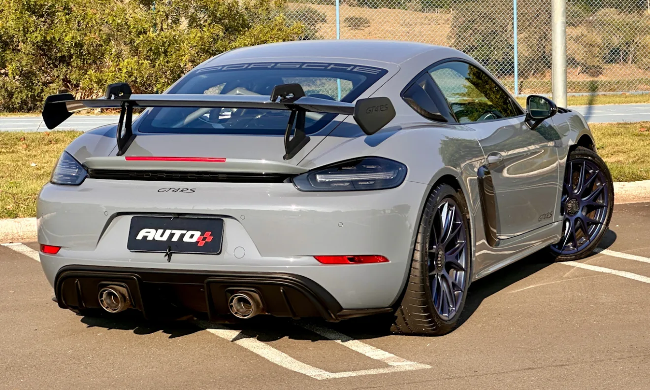 Porsche 718 GT4 RS [Auto+ / João Brigato]