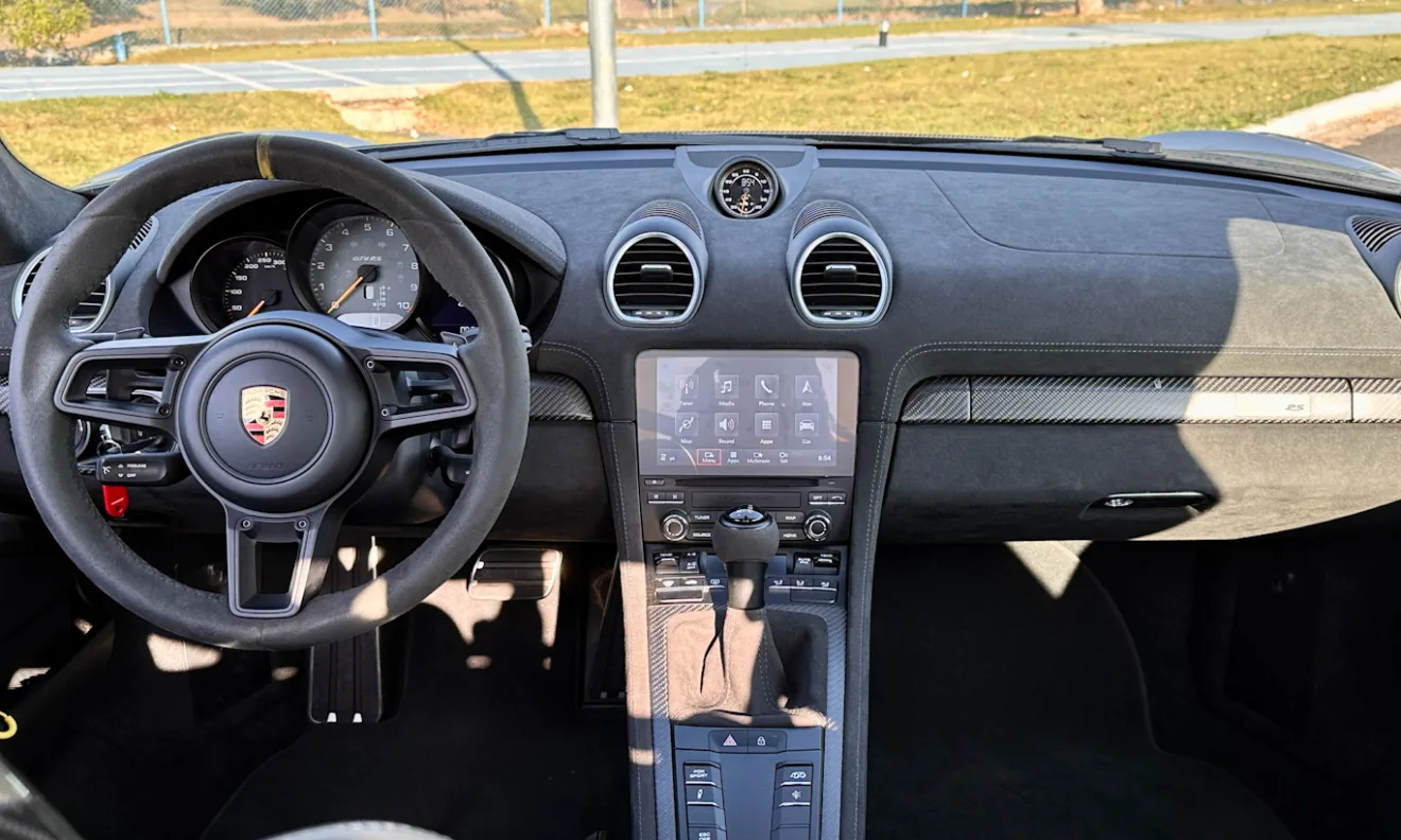 Porsche 718 GT4 RS [Auto+ / João Brigato]