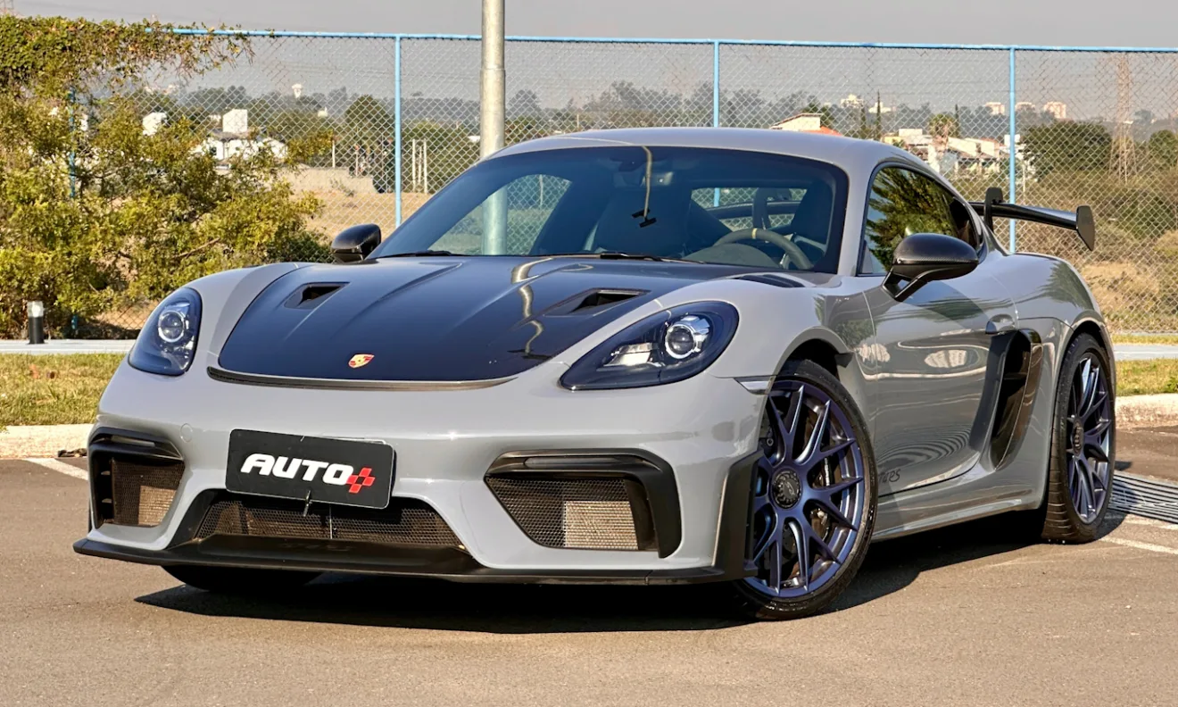 Porsche 718 GT4 RS [Auto+ / João Brigato]