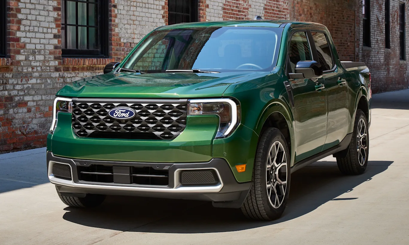 Ford Maverick 2025 lariat verde com detalhes cinza