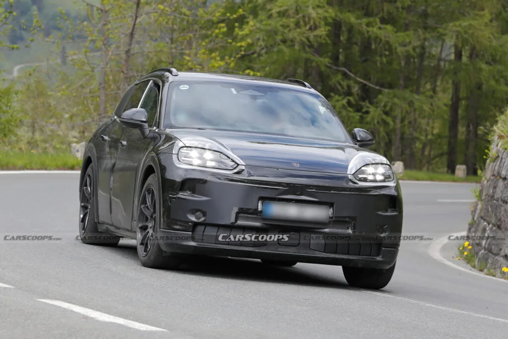 Porsche Cayenne EV