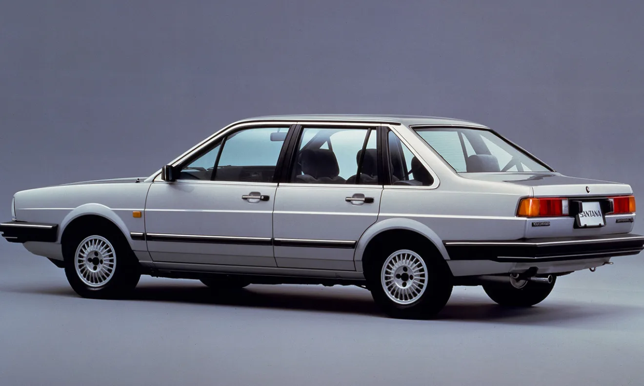 Volkswagen Santana japonês [divulgação]