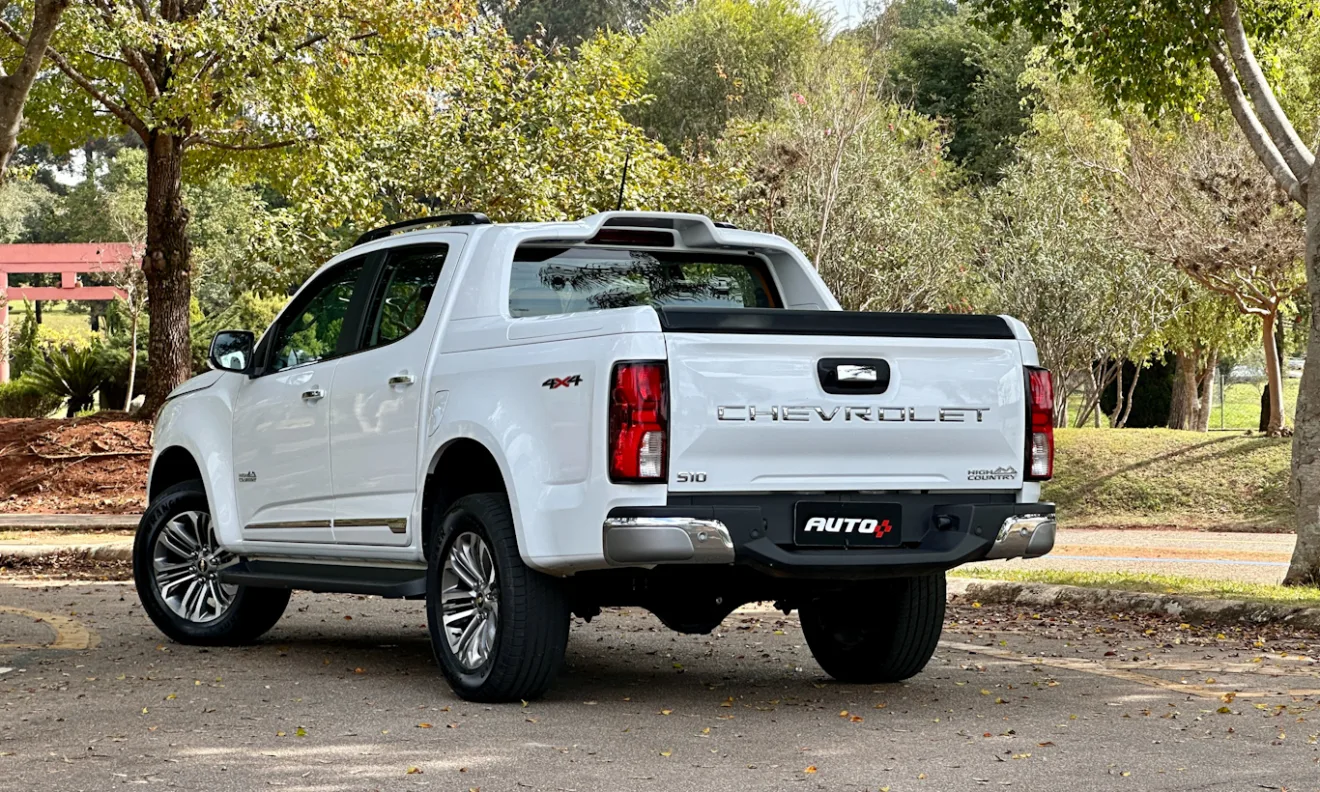 Chevrolet S10 High Country [Auto+ / João Brigato]