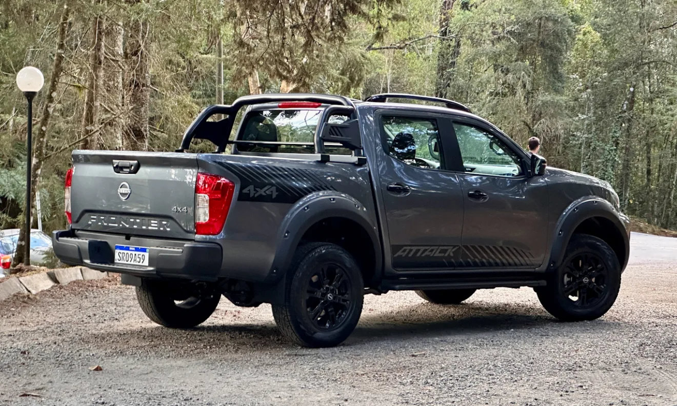 Nissan Frontier Attack [Auto+ / João Brigato