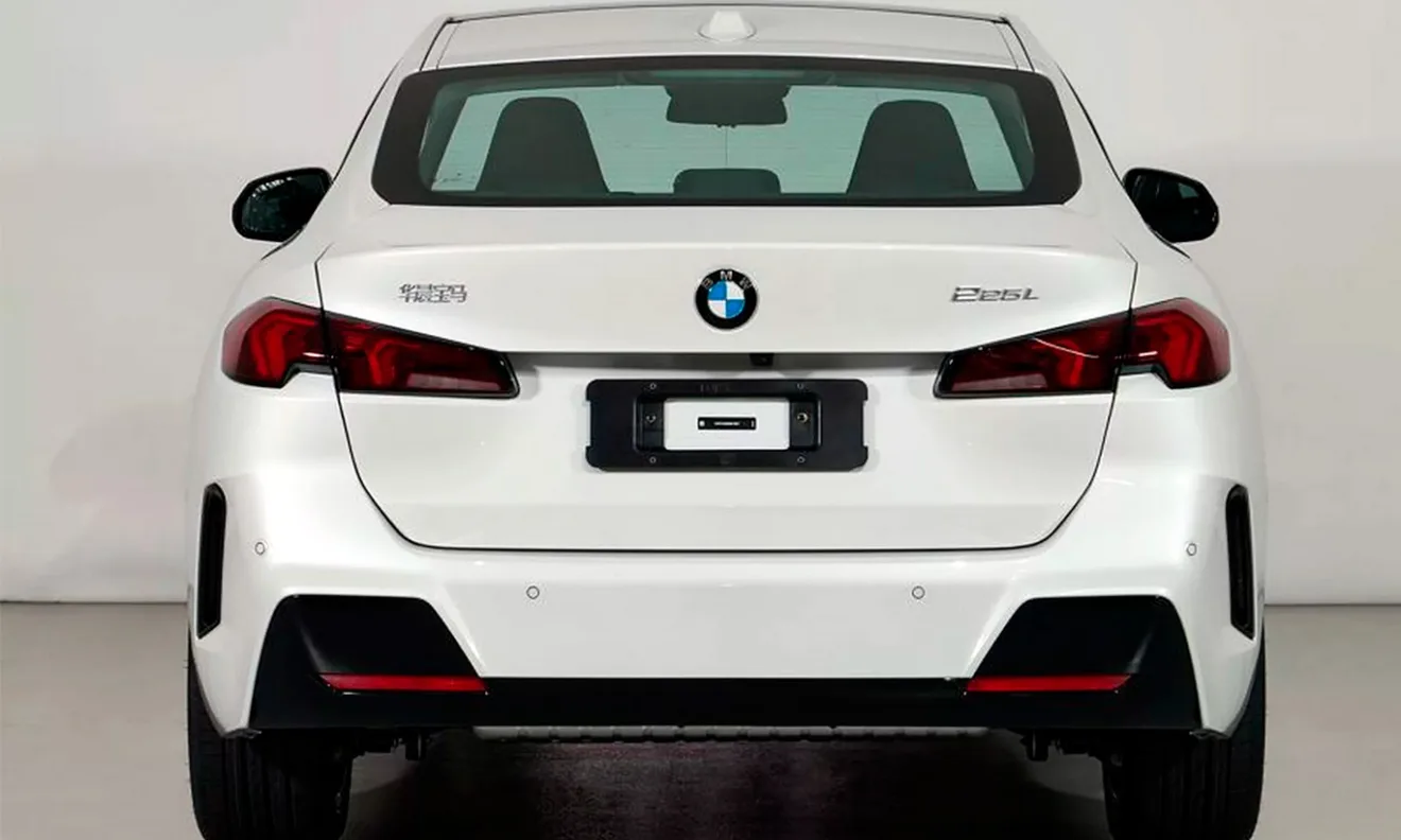 Novo BMW Série 2 Grand Coupé L [reprodução]