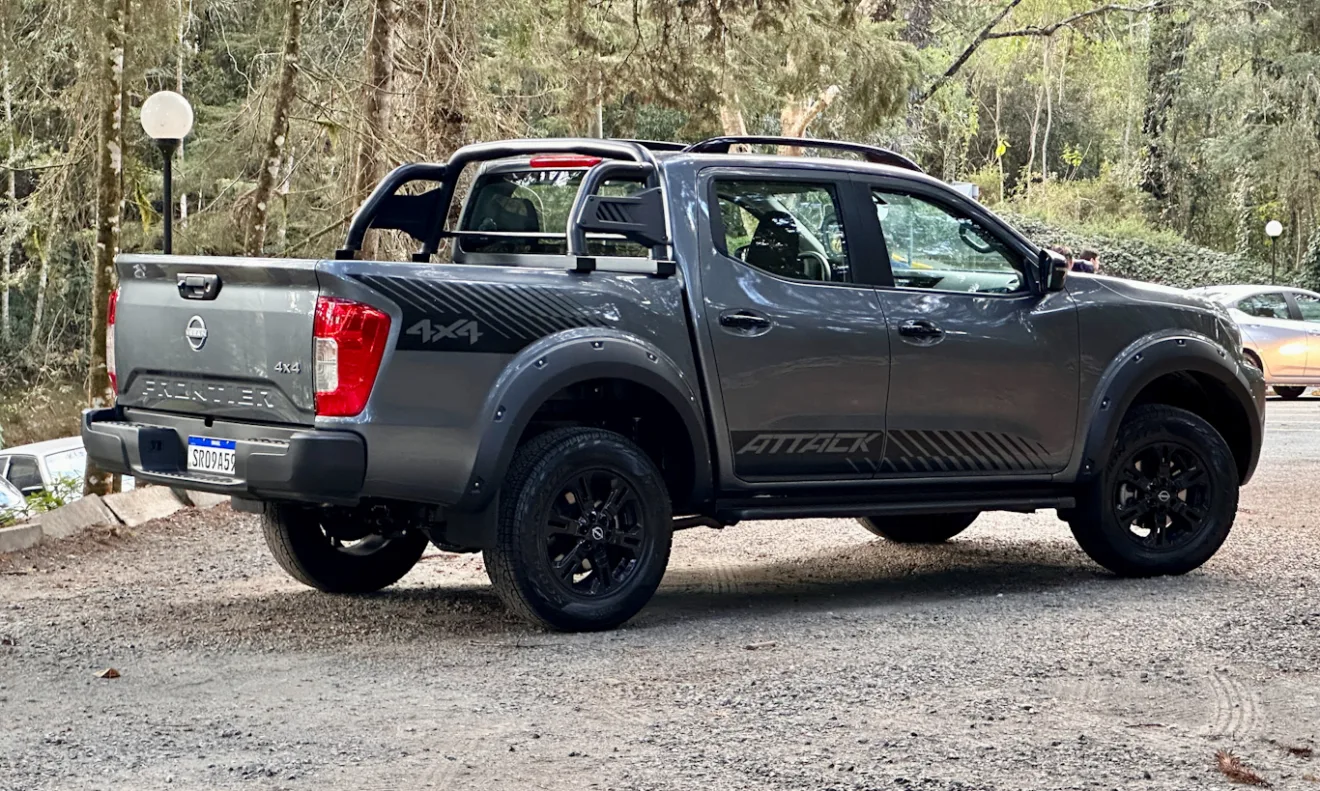 Nissan Frontier Attack [Auto+ / João Brigato