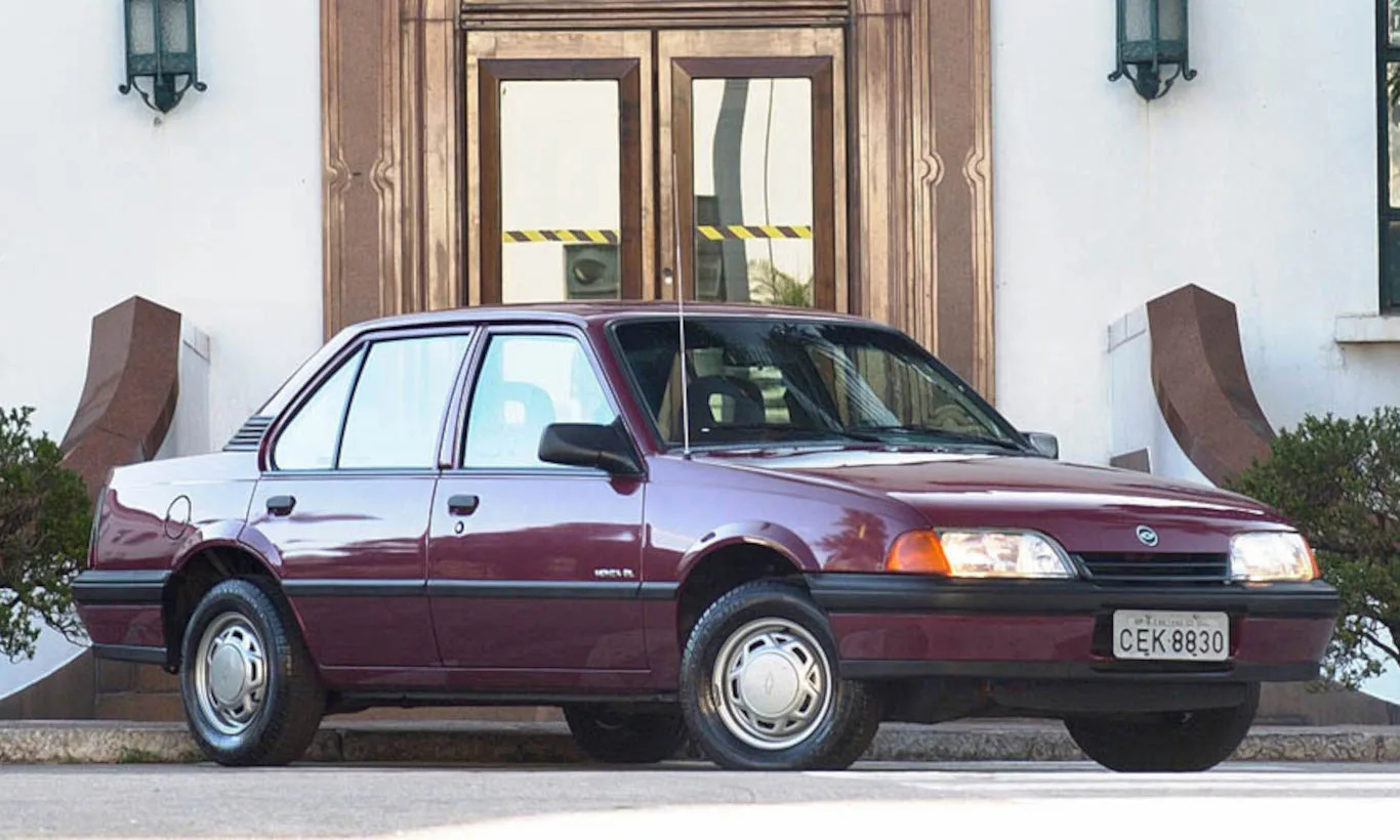 Chevrolet Monza [divulgação]