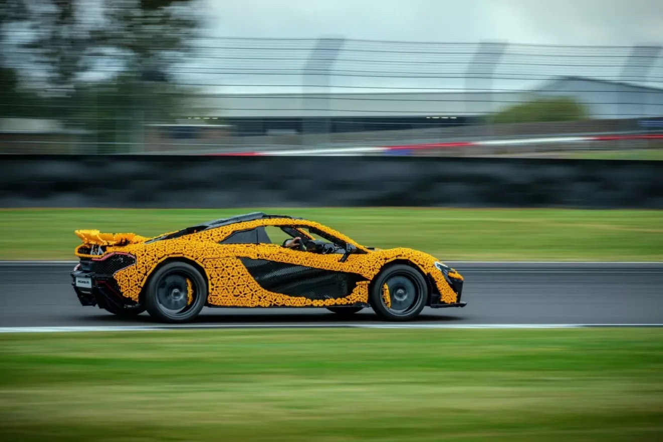 McLaren P1