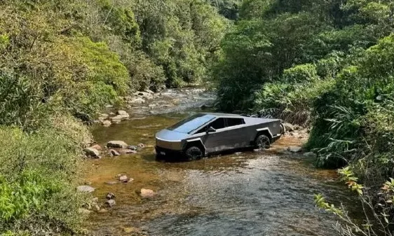 Tesla Cybertruck