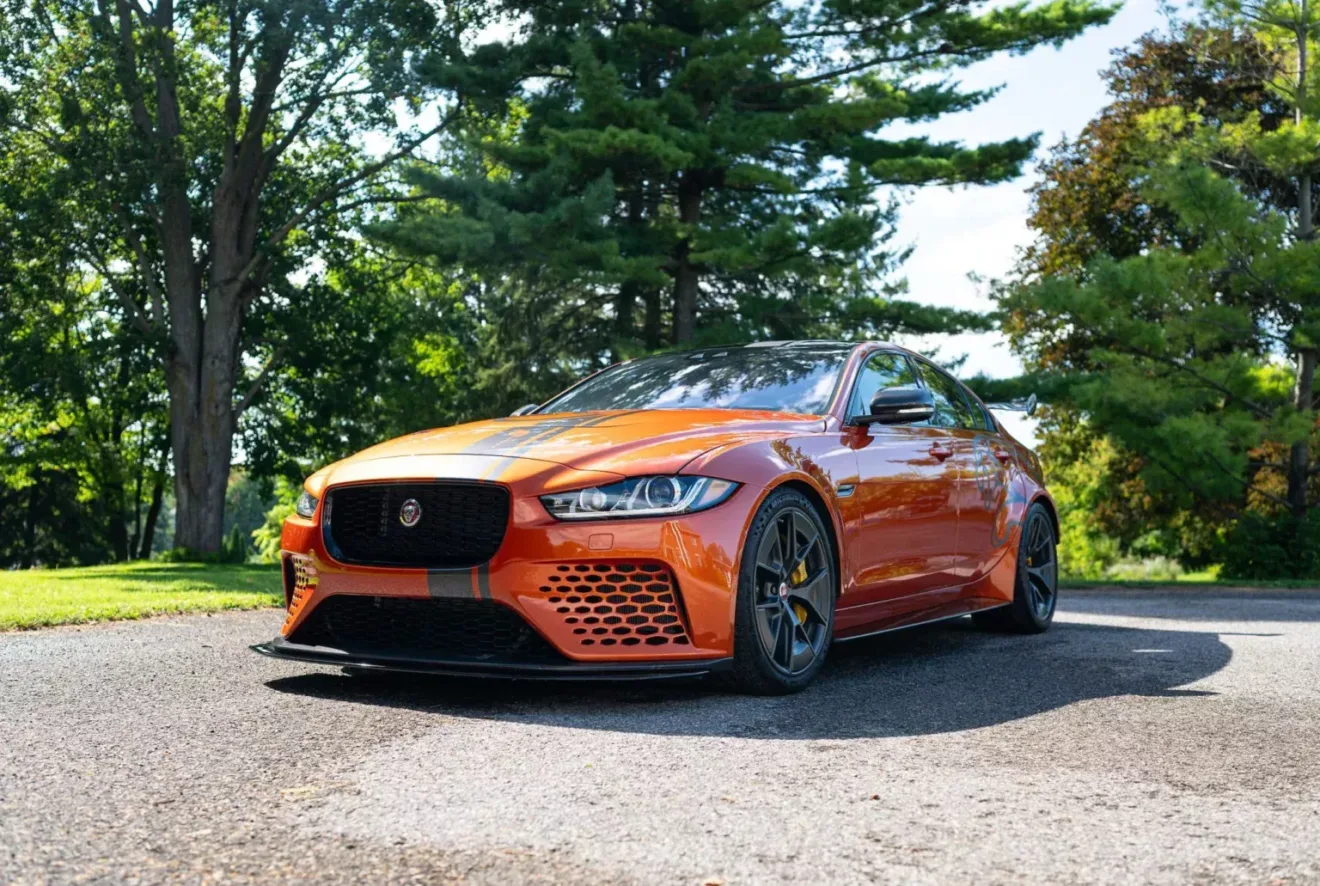 Jaguar XE SV Project 8