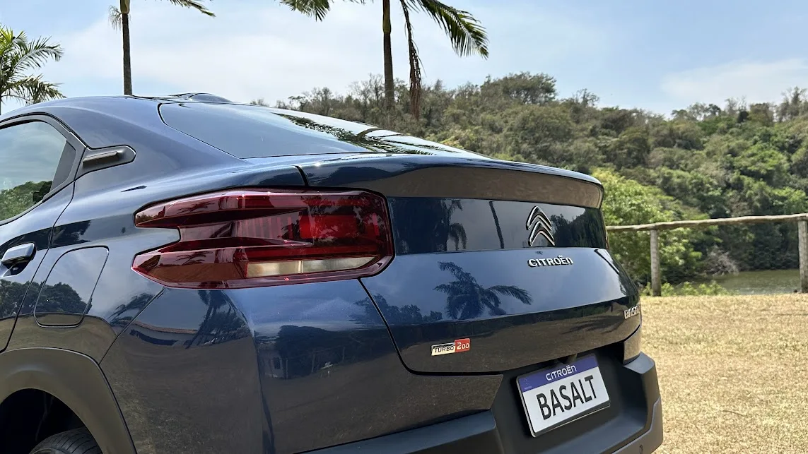 Citroën Basalt Shine Turbo 200