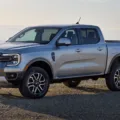 Ford Ranger americana prata envolvida no recall da Ford