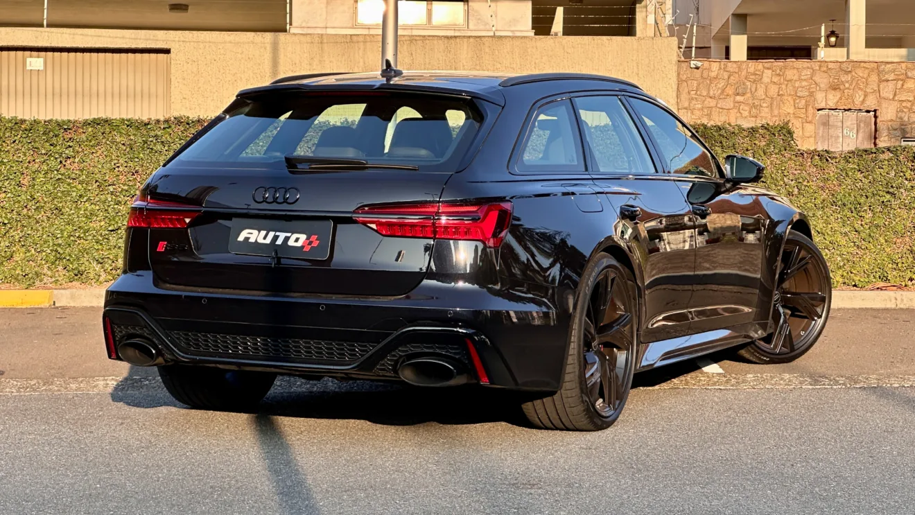 Audi RS6 Performance [Auto+ / João Brigato]